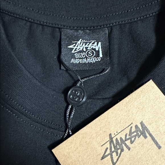 Stussy Heart Logo Tee Black Red Heart Graphic T-Shirt Size Small NWT - Picture 3 of 4